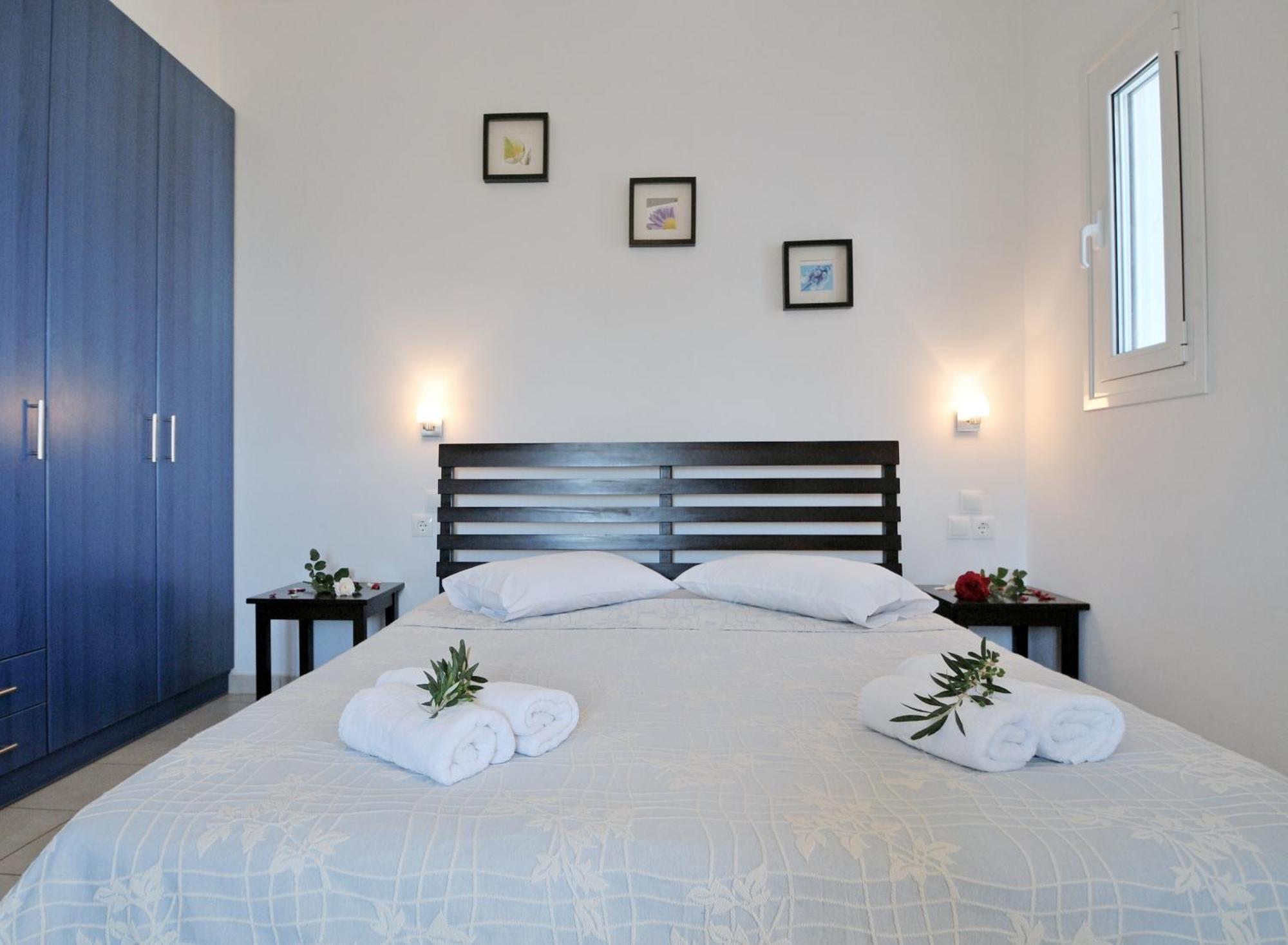 Elea Apartments Kalamos  Екстериор снимка