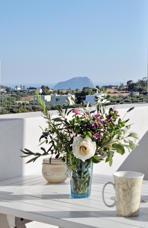 Elea Apartments Kalamos  Екстериор снимка