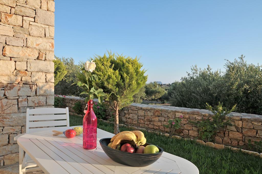 Elea Apartments Kalamos  Екстериор снимка